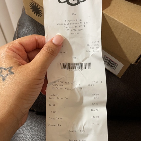 UGG | Shoes | Kids Ugg Size 1 Pink 